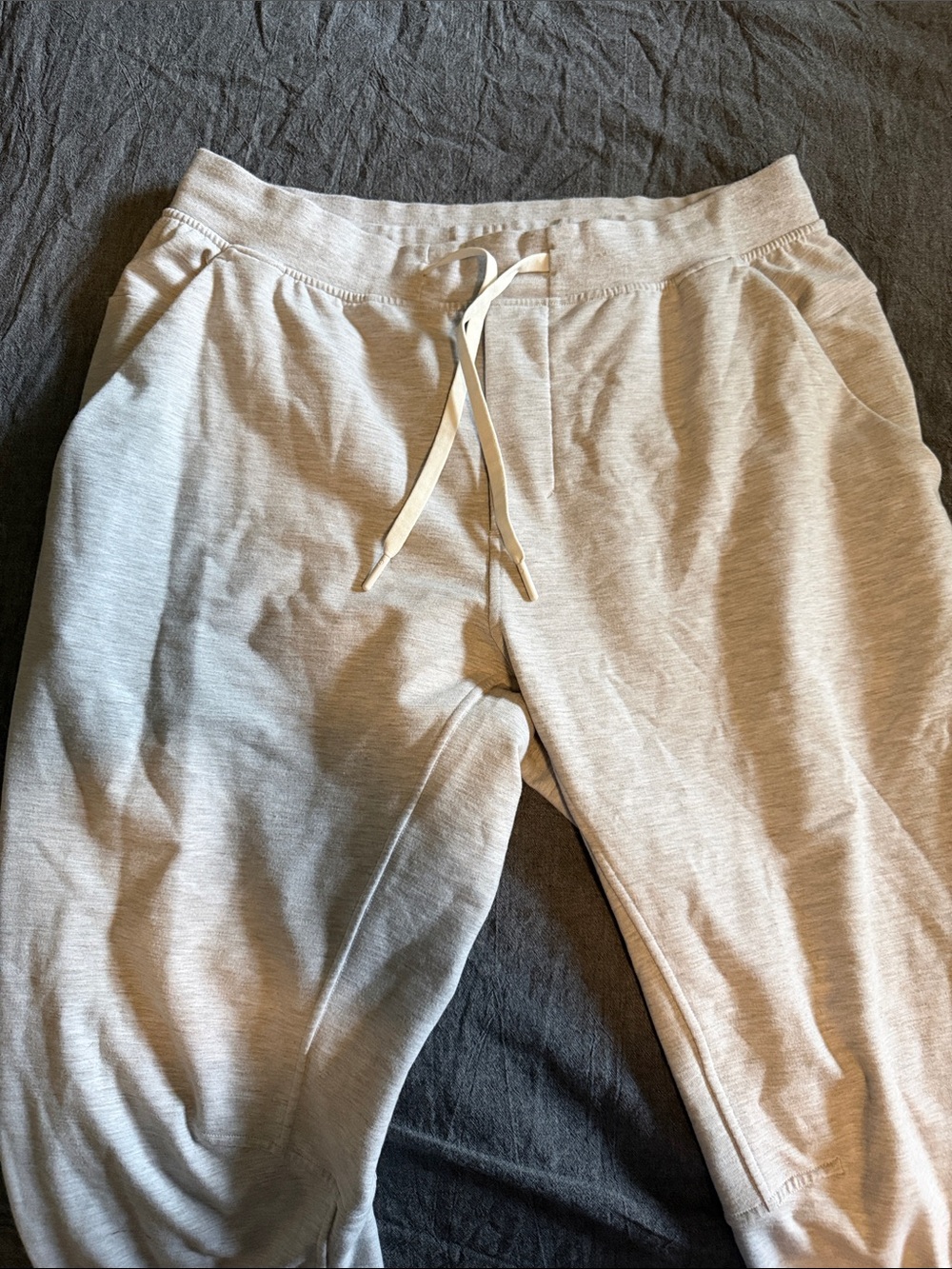 lululemon athletica Men's Heather Light Gray Joggers